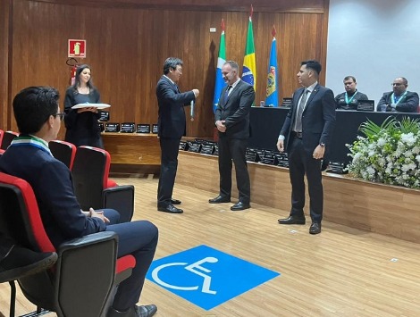 MPMS é agraciado com a medalha Arara Azul de Amigo da Polícia Federal Sul-Mato-Grossense